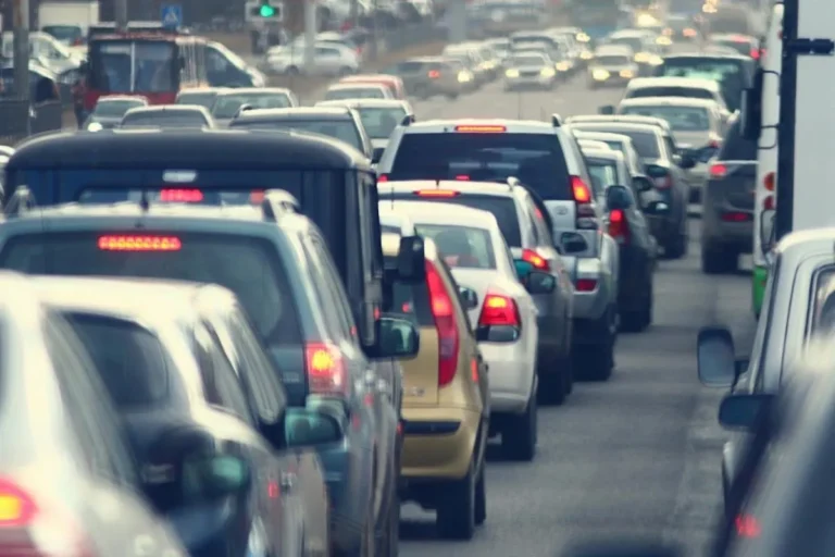 50-km-h-sur-le-peripherique-a-paris-les-chiffres-qui-prouvent-son-impact-sur-la-pollution-et-les-bouchons