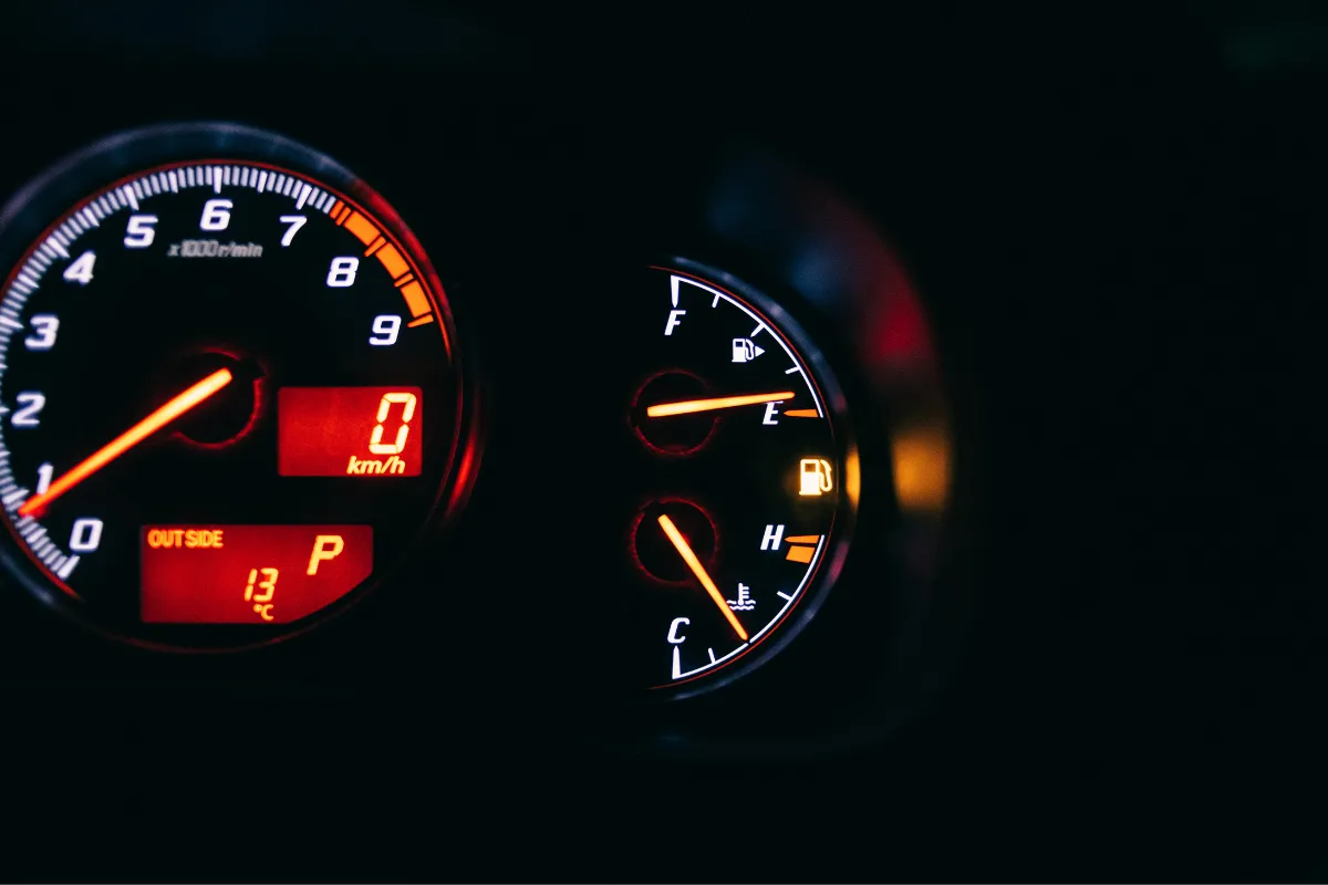 Pourquoi le voyant AdBlue est allumé malgré le remplissage