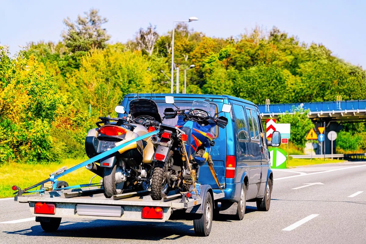 comment-transporter-sa-moto-facilement