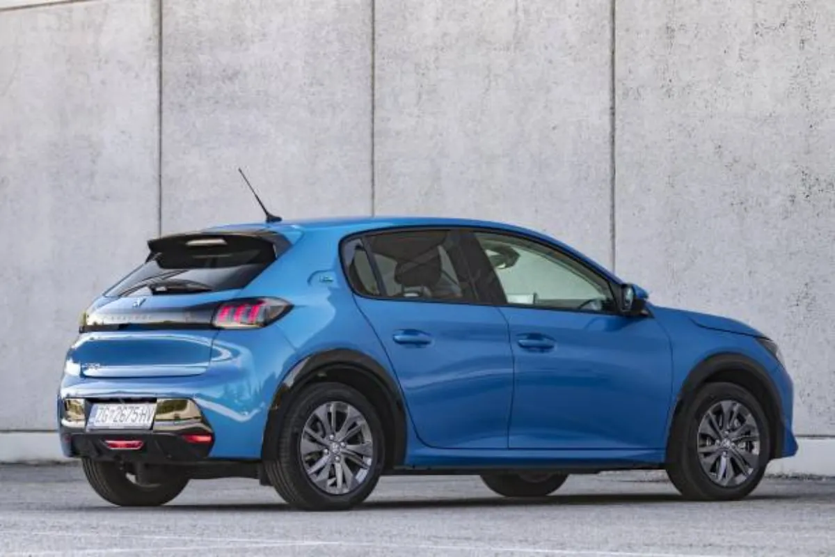 comment-choisir-une-peugeot-doccasion-fiable