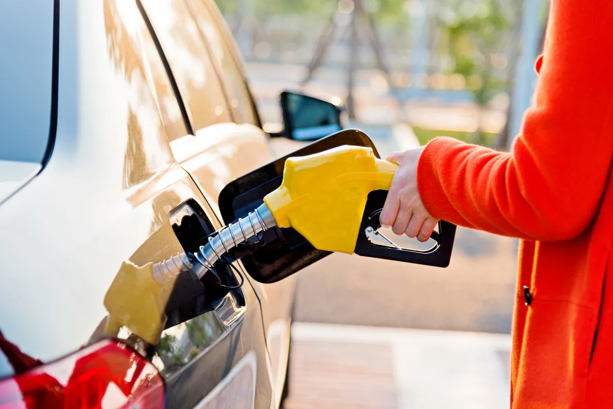20 euros d'essence combien de km : faites le calcul facilement !