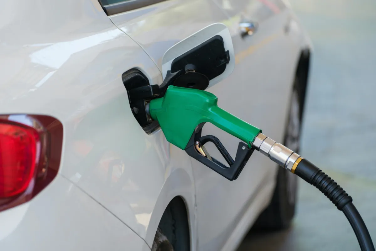 Avec 10 euros d'essence, combien de km pouvez-vous parcourir